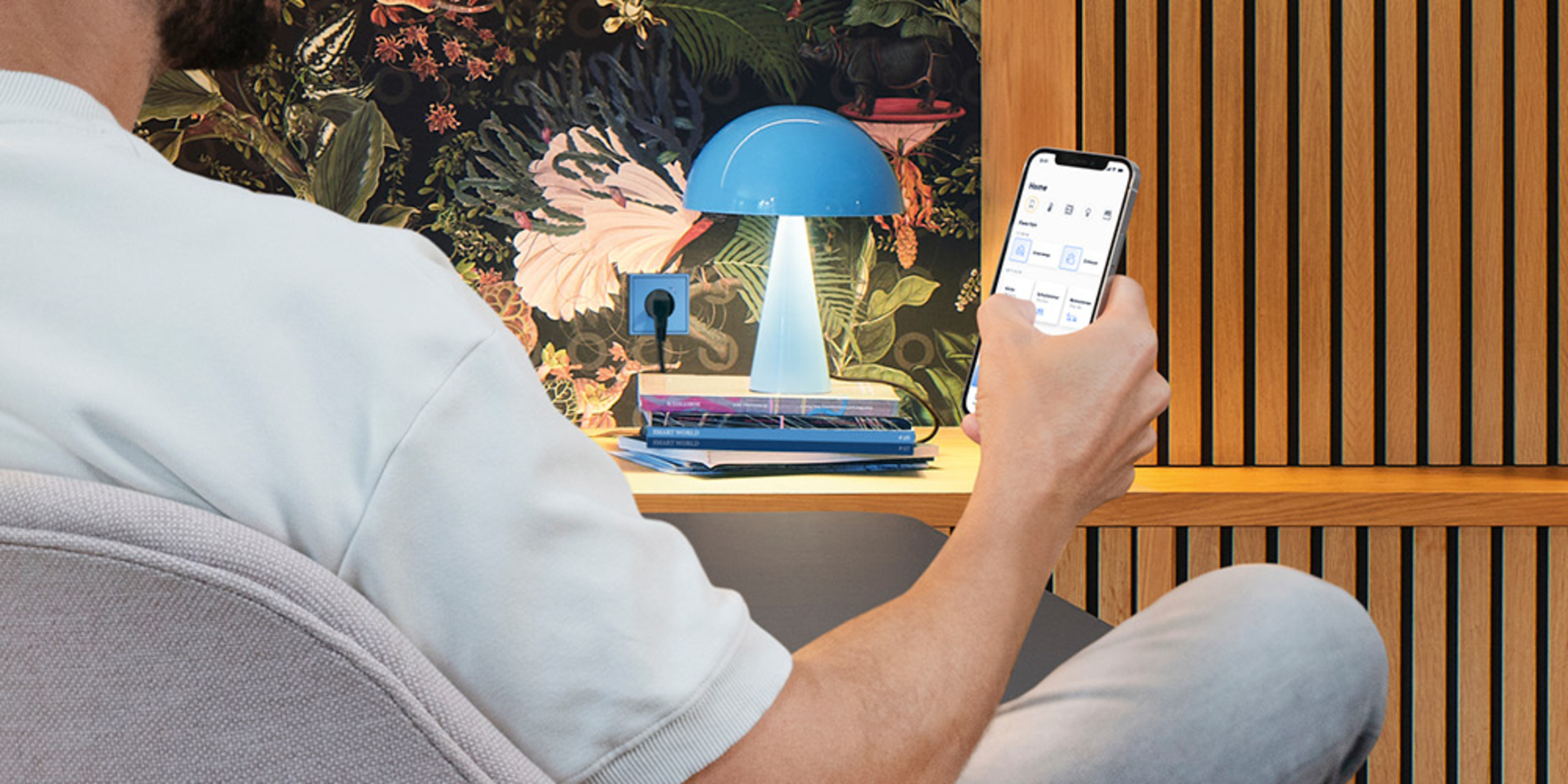 JUNG HOME bei NEB-Service GmbH & Co. KG in Neu-Isenburg