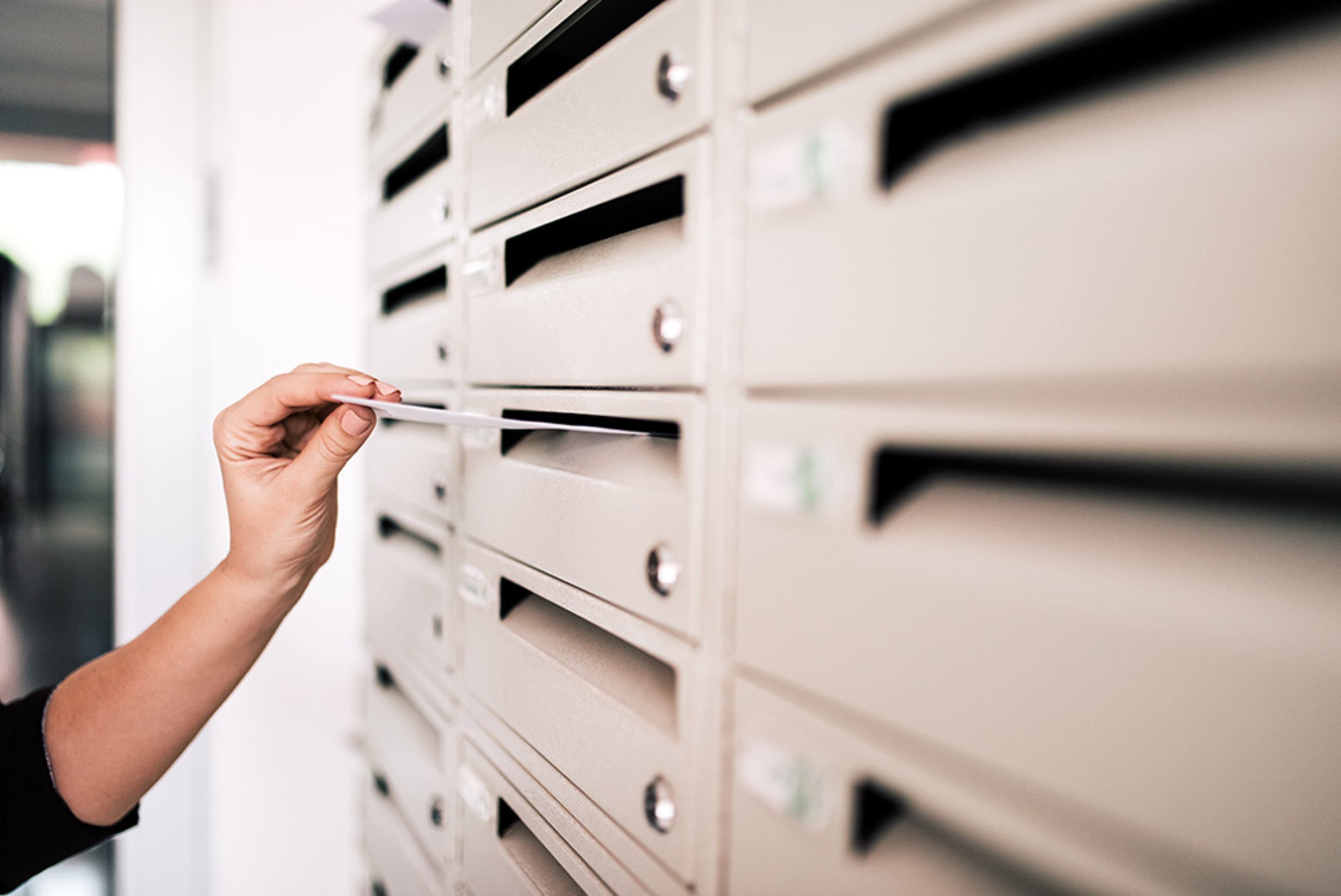 Briefkasten­systeme bei NEB-Service GmbH & Co. KG in Neu-Isenburg
