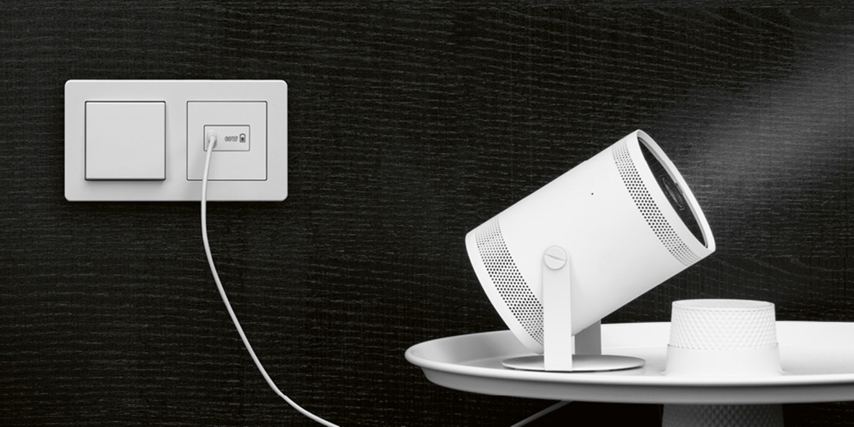 Ladegerät USB PD 60 bei NEB-Service GmbH & Co. KG in Neu-Isenburg